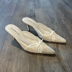 Newport News Women's White Lace Pointed Kitten Heels with Bow Detail